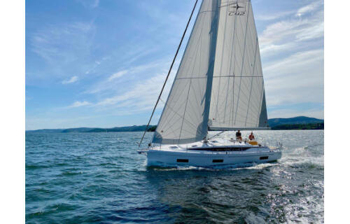 Bavaria C42 Style Polaris