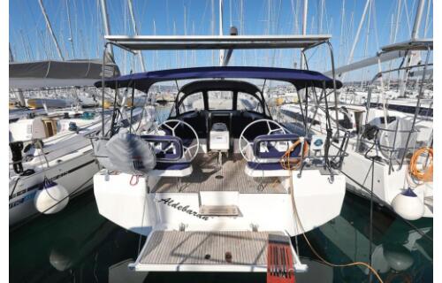 Bavaria C42 First Light