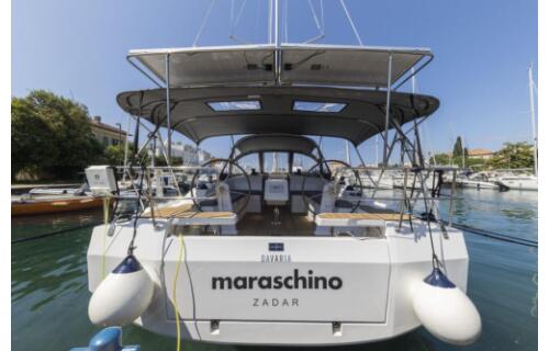 Bavaria C42 Maraschino