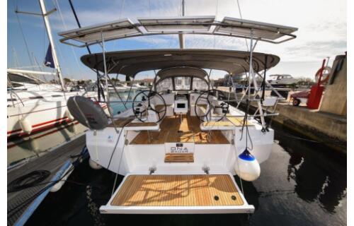 Bavaria C42 Dna