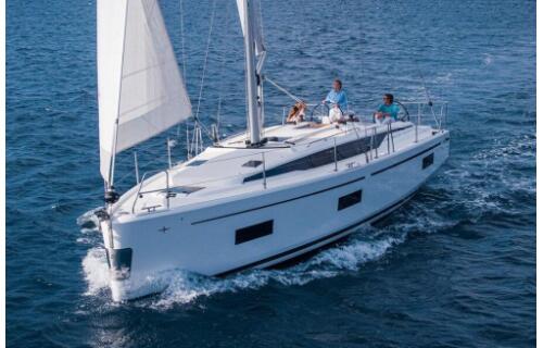 Bavaria C42 Bella