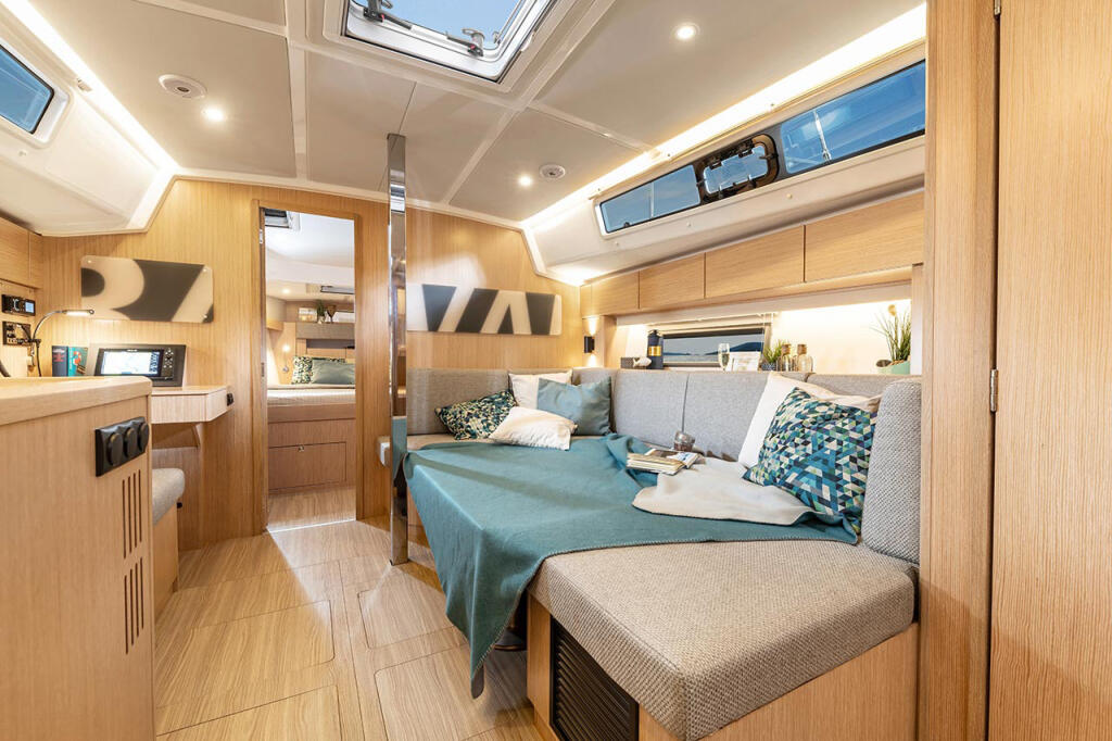 Bavaria C42 Olivia