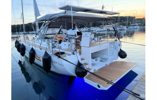 Bavaria C57 Style Mina