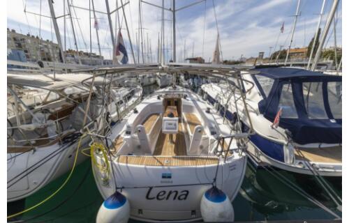 Bavaria Cruiser 34 Style Lena