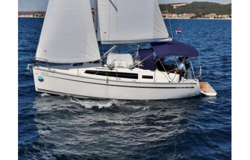 Bavaria Cruiser 34 Lucy