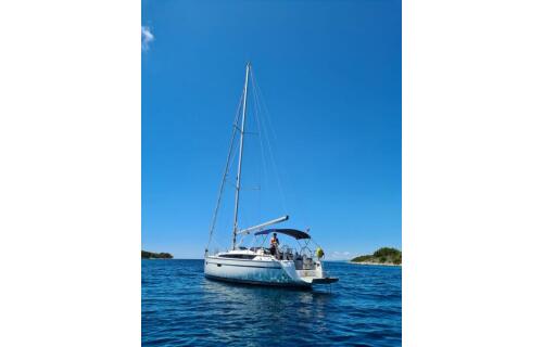 Bavaria Cruiser 37 Lana 3