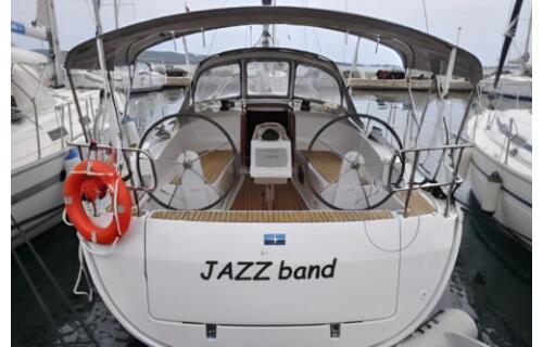 Bavaria Cruiser 37 Jazz Band