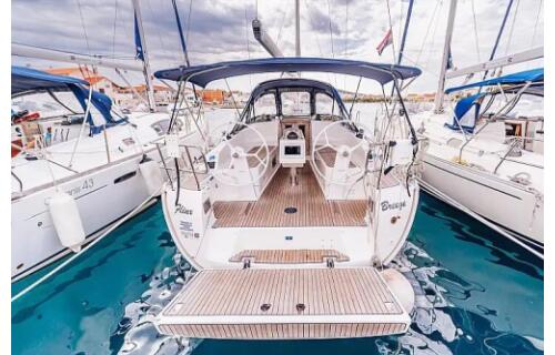 Bavaria Cruiser 37 Flinx