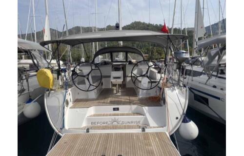 Bavaria Cruiser 46 Before Sunrise