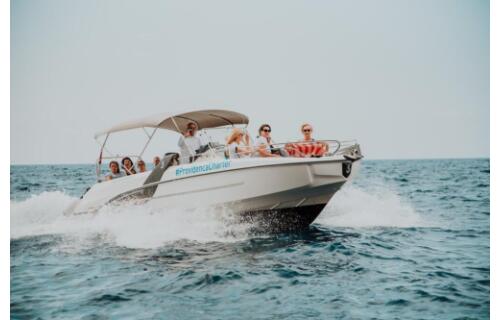 Beneteau Beneath Flyer 7.7 Space Deck