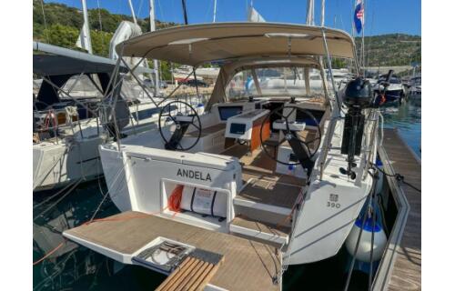 Dufour 390 GL Andela