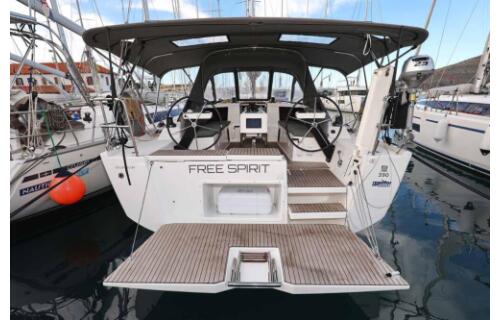 Dufour 390 Free Spirit