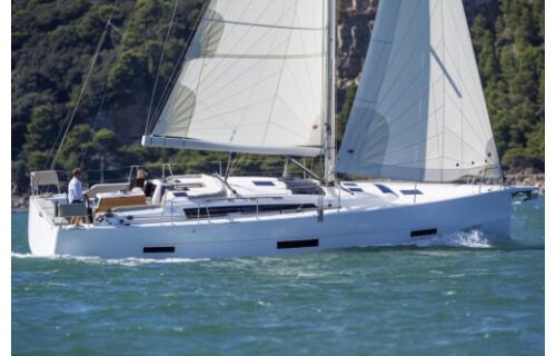 Dufour 430 GL Julianna
