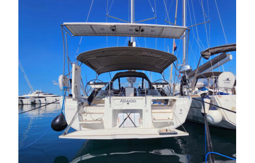 Dufour 44 Adagio