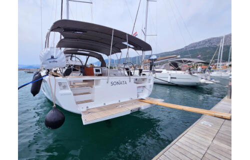 Dufour 470 Sonata