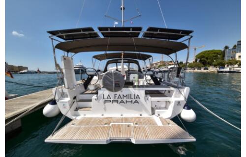 Dufour 470 La Familia