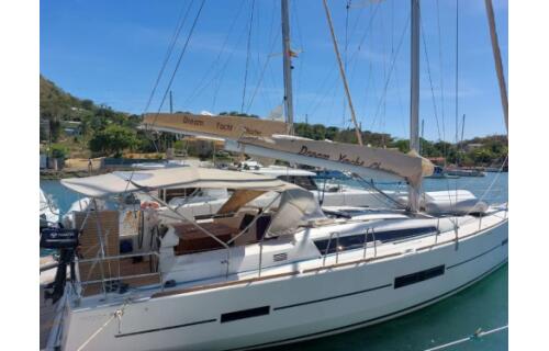 Dufour 520 GL BIANCO 