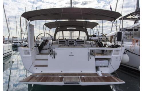 Dufour 530 Astrid