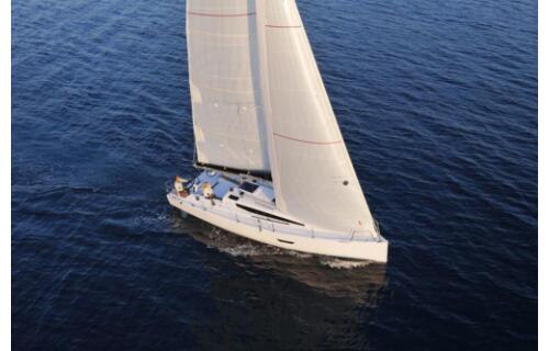 Elan E4 Sky