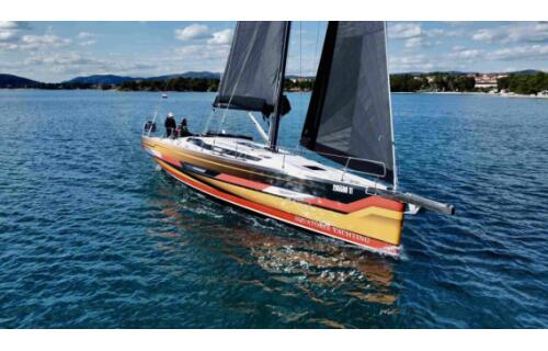 Elan E6 Iron Man
