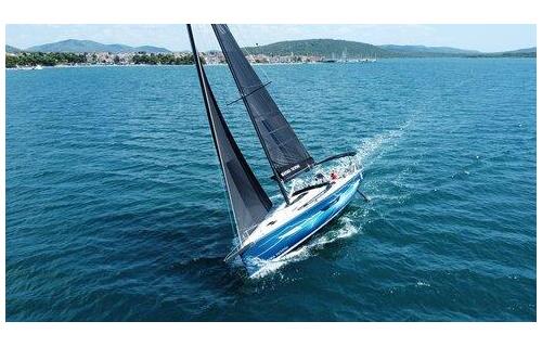 Elan E6 Thor