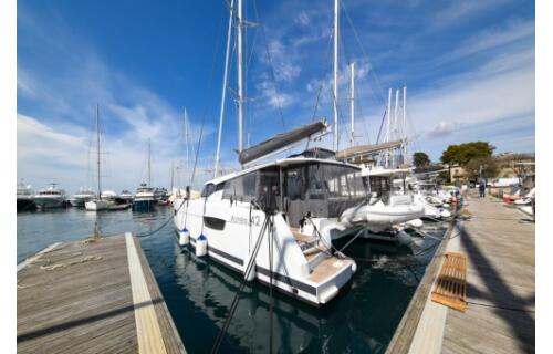 Fountaine Pajot Astrea 42 Le Bart