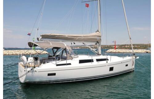 Hanse 388 Chablis