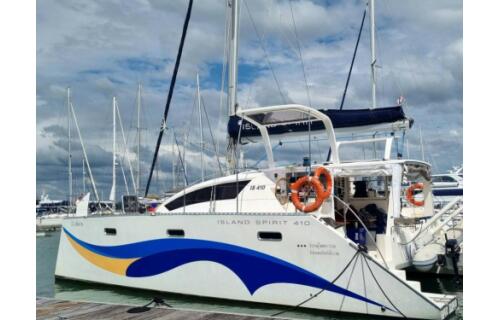 Island Spirit 410 Melinda Jane