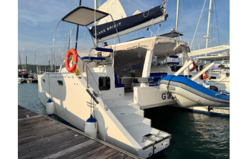 Island Spirit 410 Gauthai