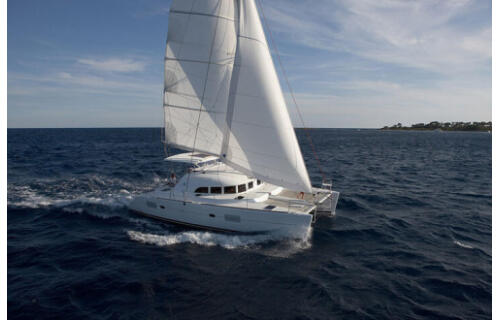 Lagoon 380 S2 blue elli