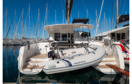Lagoon 40 Sail Away