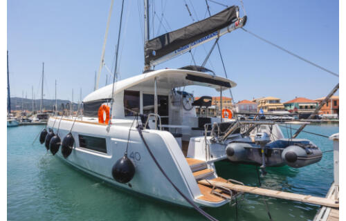 Lagoon 40 Deva