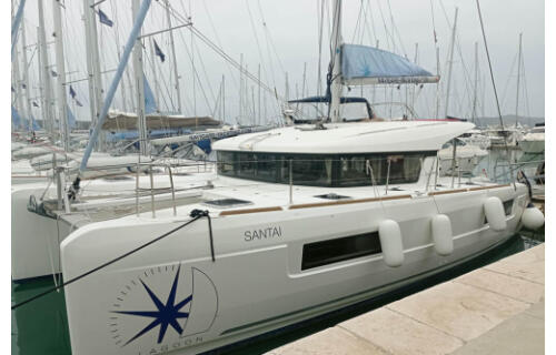 Lagoon 40 Santai