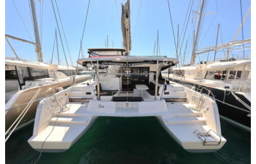 Lagoon 42 Zeus