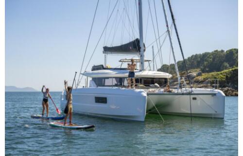 Lagoon 43 Cloud Dancer 2