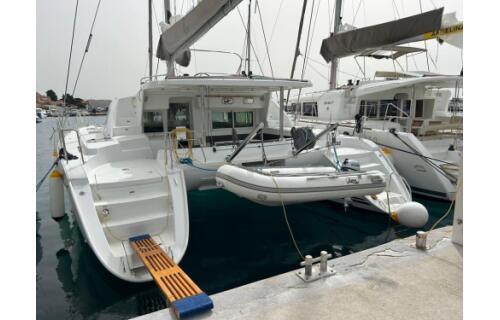 Lagoon 440 Manatee