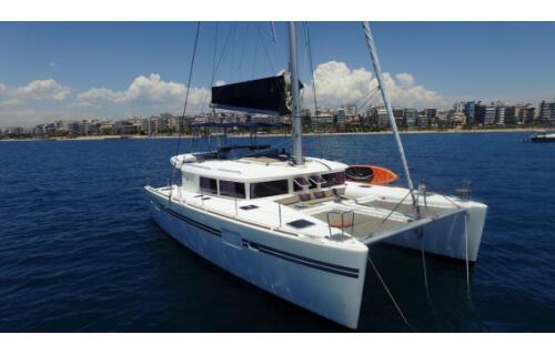 Lagoon 450 Poker Face