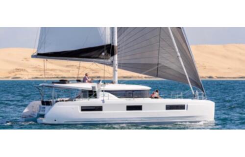 Lagoon 46 OW Sail Away