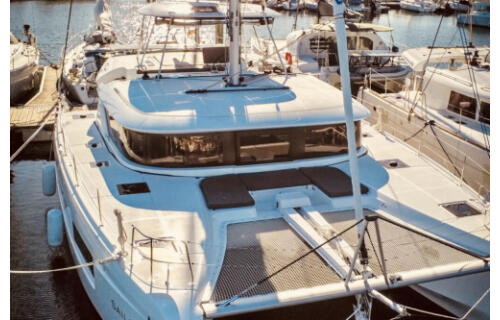 Lagoon 46 Cari