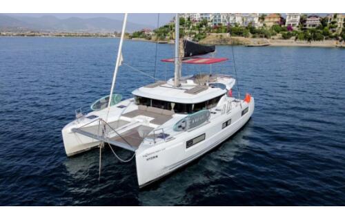 Lagoon 46 Hydra