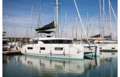 Lagoon 46 Long Island