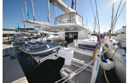 Lagoon 50 Shadow