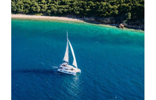 Lagoon 50 Echo