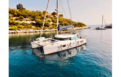 Lagoon 500 Infinity