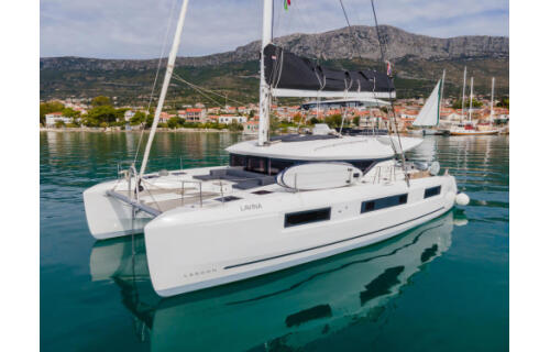 Lagoon 51 Lavina