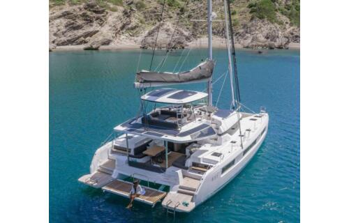 Lagoon 51 Deb Elli