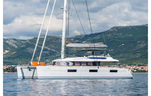 Lagoon 620 Opal