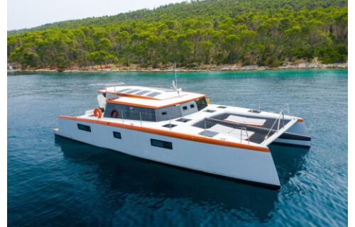 Luna 47 Power Orange