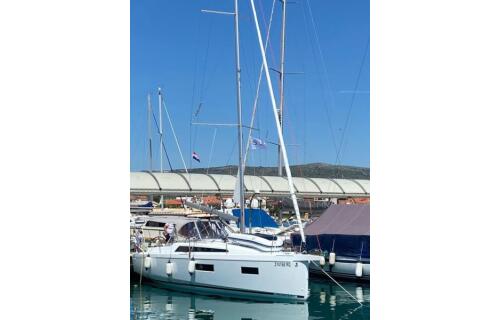 Oceanis 34.1 Ka Nani
