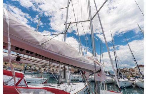 Oceanis 35.1 Lampuga